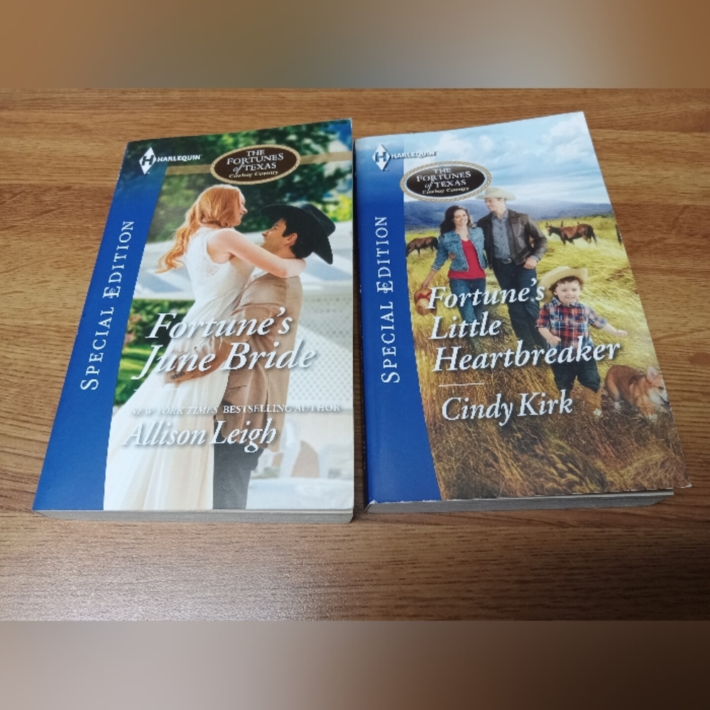 The Fortunes of Texas Cowboy Country (2) 2015 Paperbacks